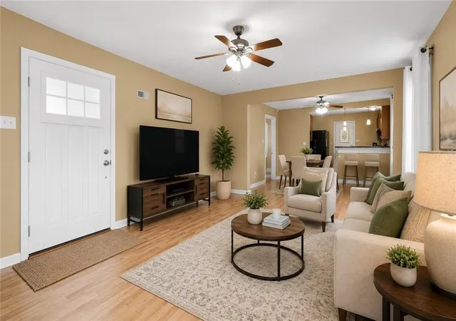 3rd image of 1532 Crescent Dr, New Orleans, LA 70122 | MLS# 2557431