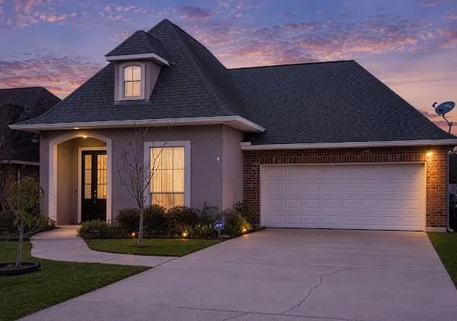 2nd image of 2400 Cours Carson St, Mandeville, LA 70448 | MLS# 2556180