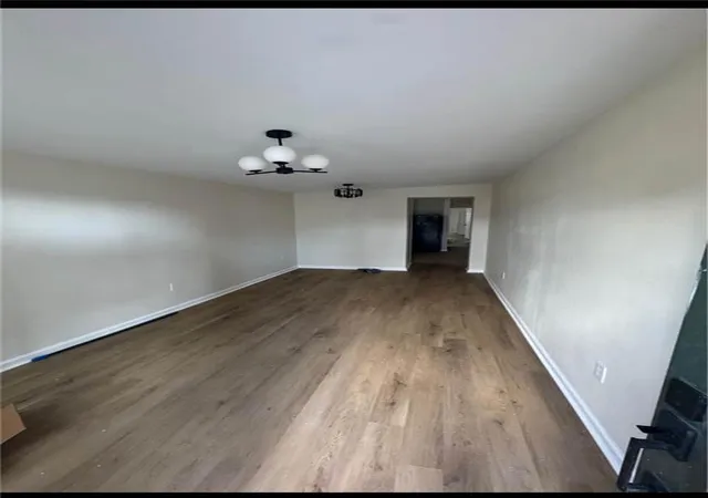 Listing Photo 4 - Condo for sale in building located at 3727 Roneagle Wy, New Orleans, LA 70122