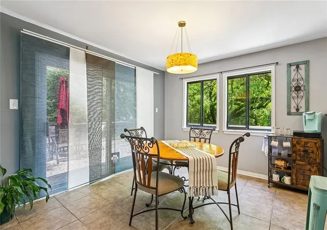 Listing Photo 5 - Condo for sale in building located at 74 W Chamale Cvs, Slidell, LA 70460 - Unit #74