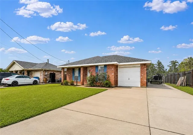 Homes for sale in Boutte, LA | 319 River Ridge Dr, Boutte, LA 70039 | MLS# 2556373