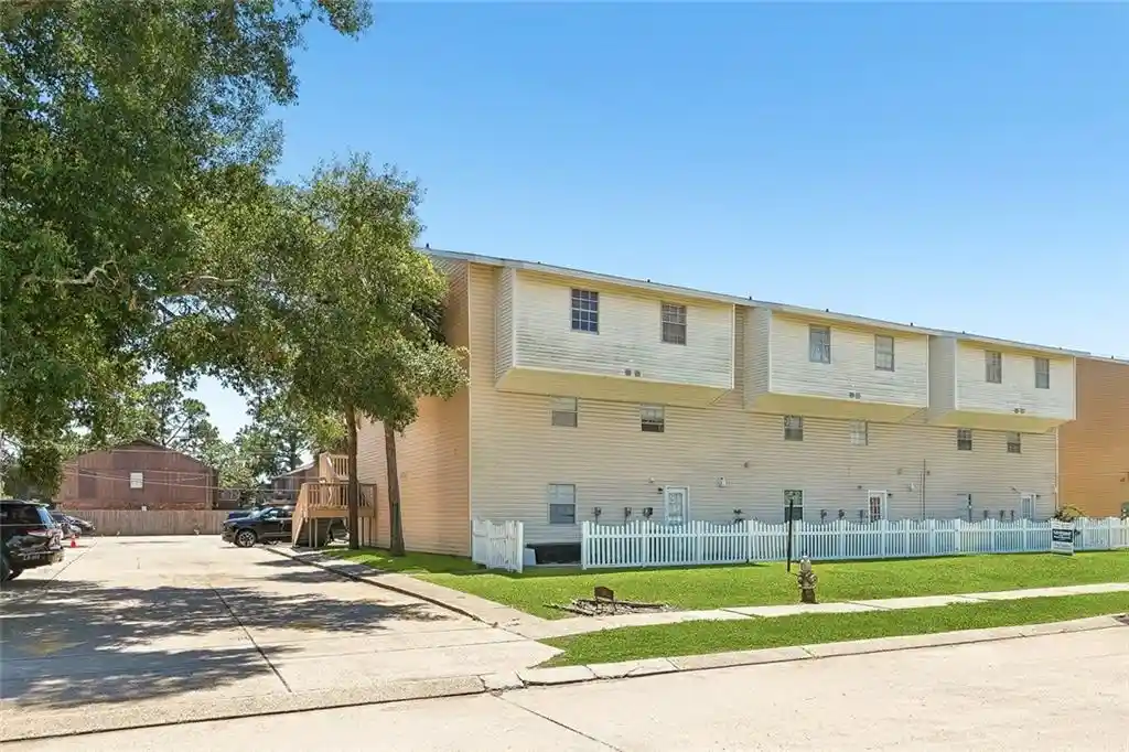Listing Photo 16 - Condo for sale in 901 Joe Yenni Blvd located at 901 Joe Yenni Blvd, Kenner, LA 70065 - Unit #A14