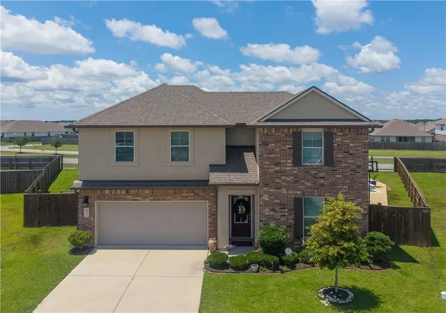 Photo 31 of Single family home for sale at 813 Bent Cypress Ln, Slidell, LA 70461 | MLS# 2557875 | Listing updated on 2026-08-29