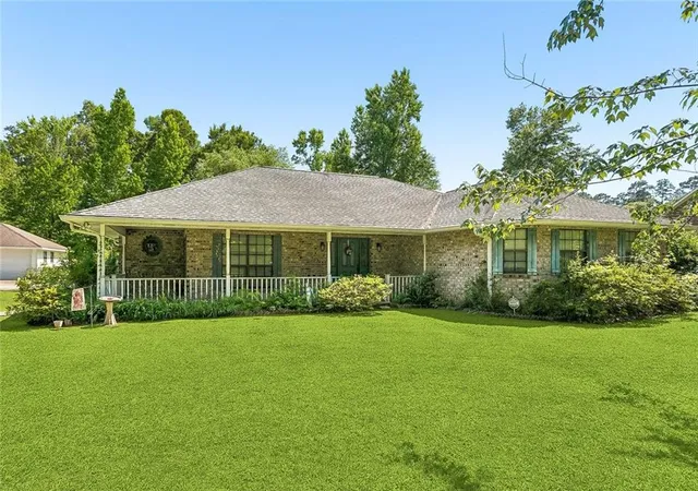Photo 1 of Single family home for sale at 18380 Esterbrook Rd, Ponchatoula, LA 70454 | MLS# 2557023 | Listing updated on 2026-08-04