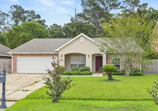 1st image of 544 Huseman Ln, Covington, LA 70435 | MLS# 2558132