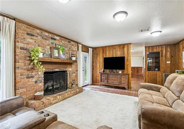 Photo 3 of Single family home for sale at 3700 Magellan St, New Orleans, LA 70114 | MLS# 2558135 | Listing updated on 2026-06-29