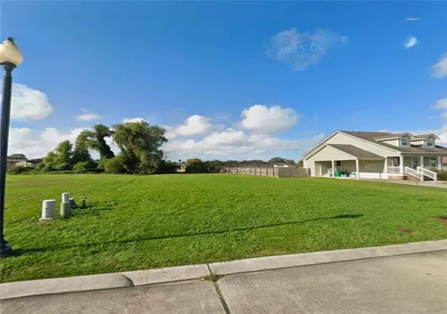 Photo 1 of Land for sale at 12 Mary Ann Pl, Gretna, LA 70053 | MLS# 2558193 | Listing updated on 2026-05-22