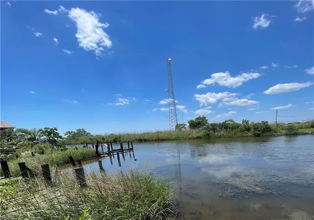 1st image of 4897 Pontchartrain Dr, Slidell, LA 70458 | MLS# 2558151