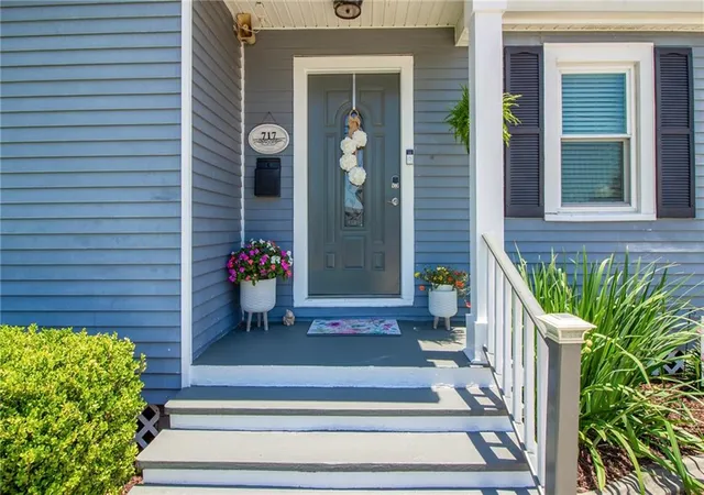 2nd image of 717 N Howard Ave, Metairie, LA 70003 | MLS# 2556008