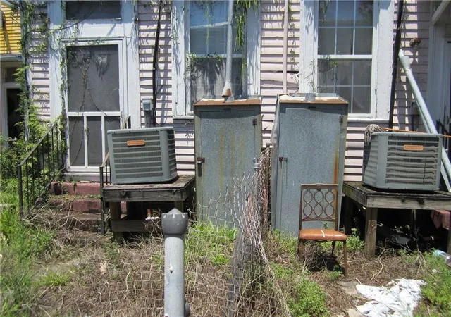17th image of 2346 48 Annunication St, New Orleans, LA 70130 | MLS# 2557403