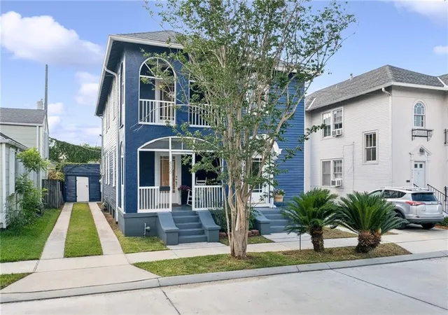 Homes for sale in New Orleans, LA | 4200 02 State Street Dr, New Orleans, LA 70125 | MLS# 2557789