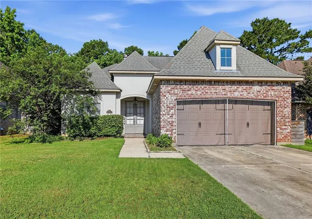 1st image of 633 N Brown Thrasher Loop, Madisonville, LA 70447 | MLS# 2558146
