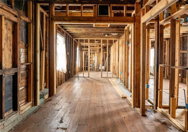 13th image of 1008 10 Charbonnet St, New Orleans, LA 70117 | MLS# 2557756