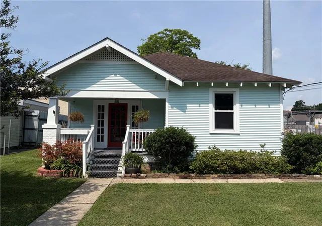 Homes for sale in Metairie, LA | 116 Colby St, Metairie, LA 70001 | MLS# 2558158