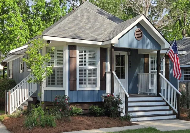 1st image of 630 Ramon St, Mandeville, LA 70448 | MLS# 2553134