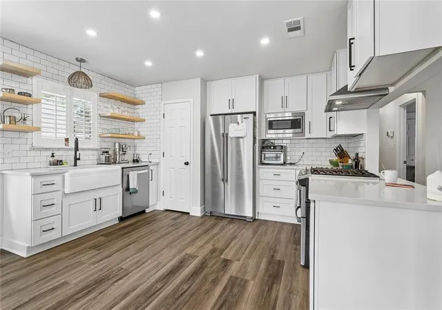 3rd image of 630 Ramon St, Mandeville, LA 70448 | MLS# 2553134