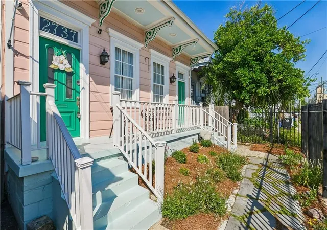 2nd image of 2737 Iberville St, New Orleans, LA 70119 | MLS# 2558296