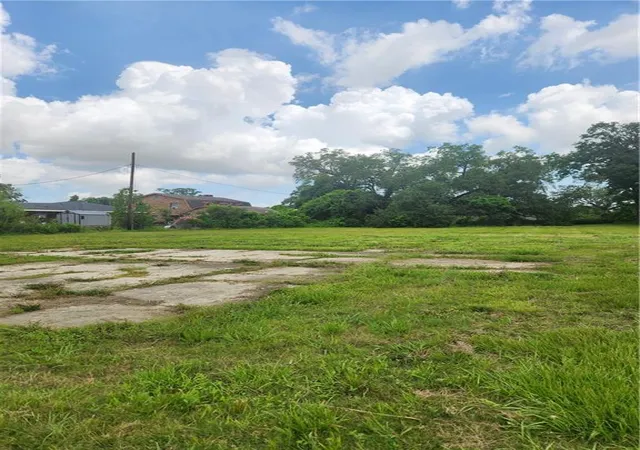 Photo 3 of Land for sale at 10225 Morningside Dr, Westwego, LA 70094 | MLS# 2558458 | Listing updated on 2026-05-15