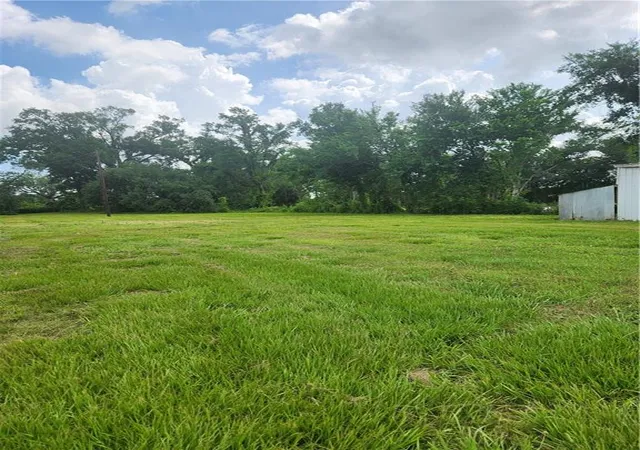 Photo 4 of Land for sale at 10225 Morningside Dr, Westwego, LA 70094 | MLS# 2558458 | Listing updated on 2026-05-15
