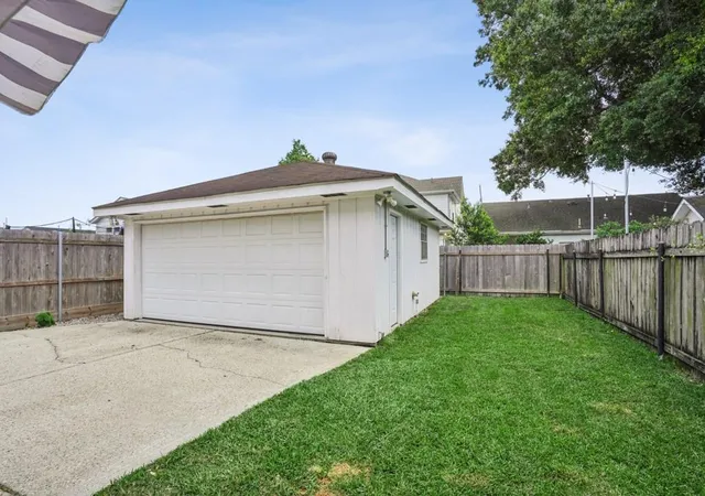 22nd image of 207 Metairie Heights Ave, Metairie, LA 70001 | MLS# 2558321