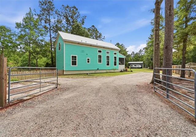 Homes for sale in Lacombe, LA | 29284 Rouville Rd, Lacombe, LA 70445 | MLS# 2558544