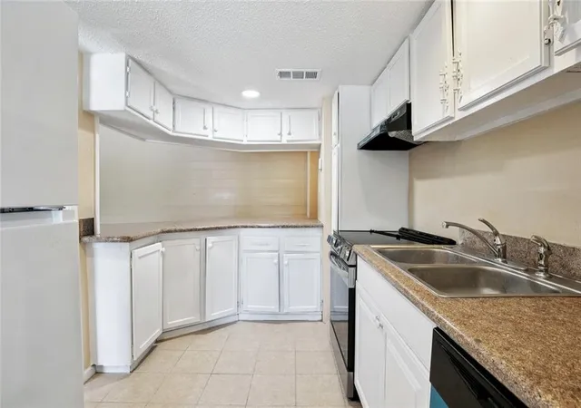 Photo 3 of Multi family home for sale at 8019 Trapier Ave, New Orleans, LA 70127 | MLS# 2558562 | Listing updated on 2026-05-18