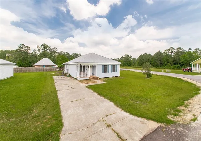Homes for sale in Springfield, LA | 26340 Indian Run Rd, Springfield, LA 70462 | MLS# 2558618