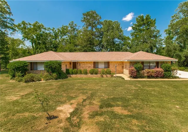 Photo 1 of Single family home for sale at 1018 Esterbrook Rd, Ponchatoula, LA 70454 | MLS# 2558609 | Listing updated on 2026-07-25