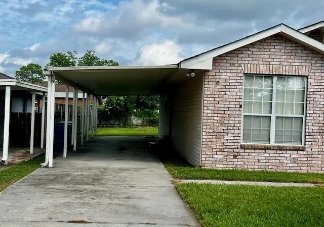 Photo 2 of Single family home for sale at 1240 Central Ave, Westwego, LA 70094 | MLS# 2558292 | Listing updated on 2026-06-30