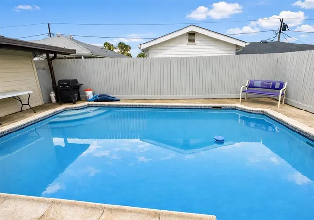 3rd image of 1032 Michael St, Marrero, LA 70072 | MLS# 2558202