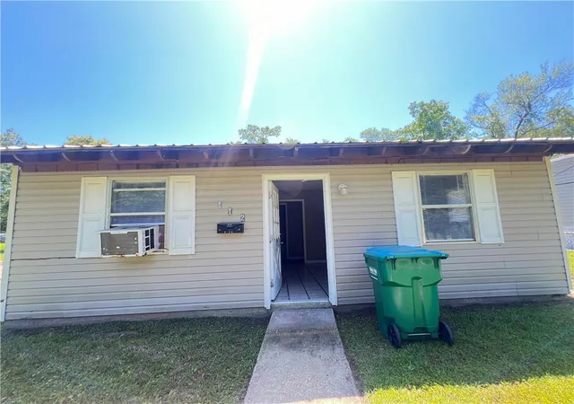1st image of 112 E Stovall St, Hammond, LA 70403 | MLS# 2558713