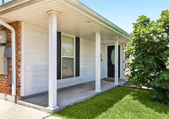 2nd image of 3624 Gallo Dr, Chalmette, LA 70043 | MLS# 2557008