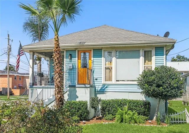 1st image of 6400 Painters St, New Orleans, LA 70122 | MLS# 2558746