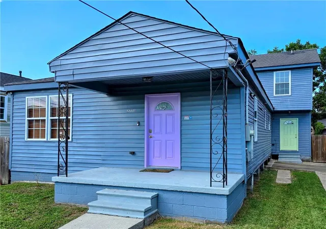 1st image of 2773 Pressburg St, New Orleans, LA 70122 | MLS# 2558536