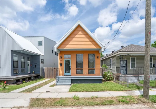 2nd image of 1027 Verret St, New Orleans, LA 70114 | MLS# 2557176