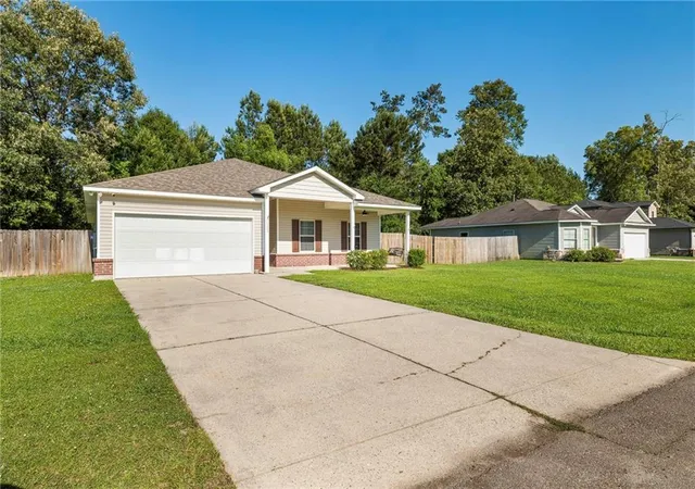 2nd image of 11393 Wellington Ln, Hammond, LA 70403 | MLS# 2558589