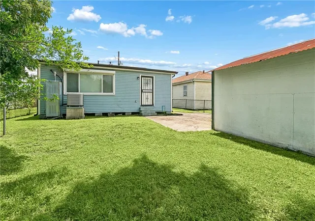 10th image of 9015 Fig St, New Orleans, LA 70118 | MLS# 2558060