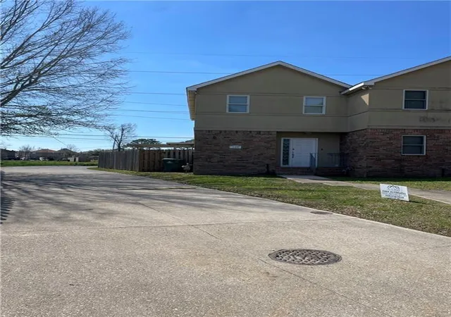 Homes for sale in Destrehan, LA | 62 Brandon Dr #E, Destrehan, LA 70047 | MLS# 2557950