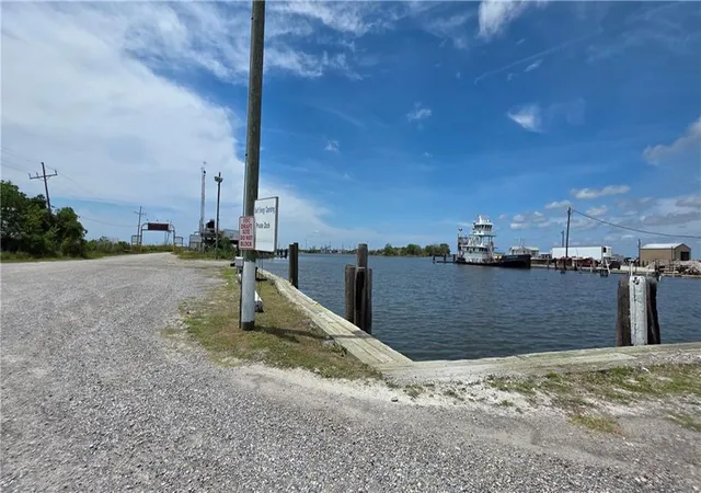 4th image of 138 Exxon Rd, Port Sulphur, LA 70083 | MLS# 2556809