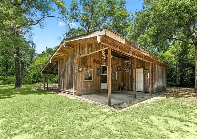 Homes for sale in Roseland, LA | 62459 Russell Town Rd, Roseland, LA 70456 | MLS# 2558759