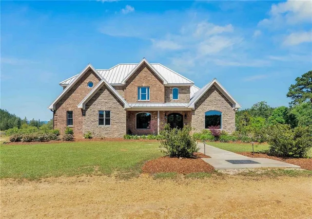 2nd image of 1050 Somerset Se Rd, Bogue Chitto, MS 39629 | MLS# 2558615