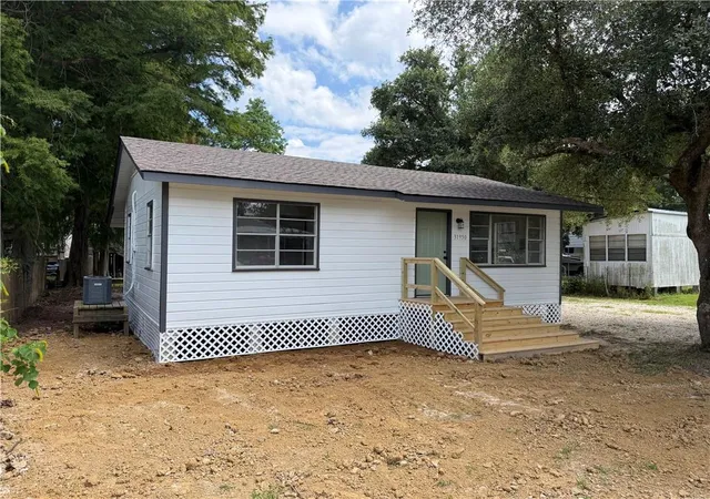 Homes for sale in Springfield, LA | 31950 Tetanne Dr, Springfield, LA 70462 | MLS# 2558974