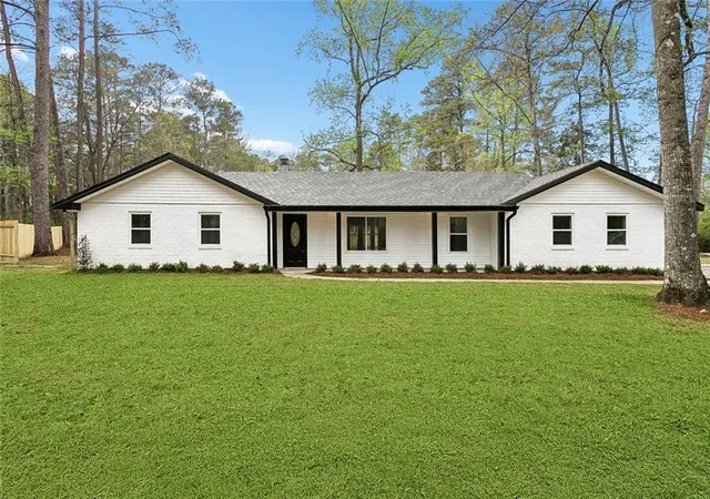 1st image of 70 Hyacinth Dr, Covington, LA 70433 | MLS# 2559032
