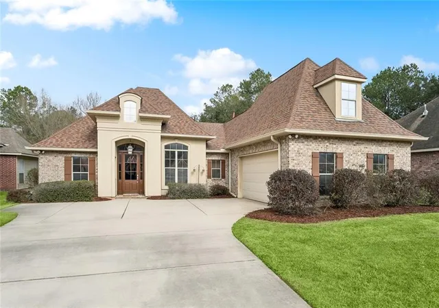 1st image of 829 Sand Fox Run, Madisonville, LA 70447 | MLS# 2558881