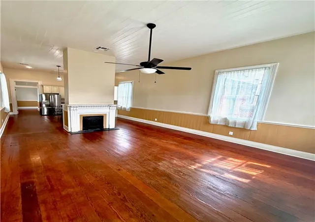 Homes for sale in New Orleans, LA | 729 Lesseps St, New Orleans, LA 70117 | MLS# 2555513