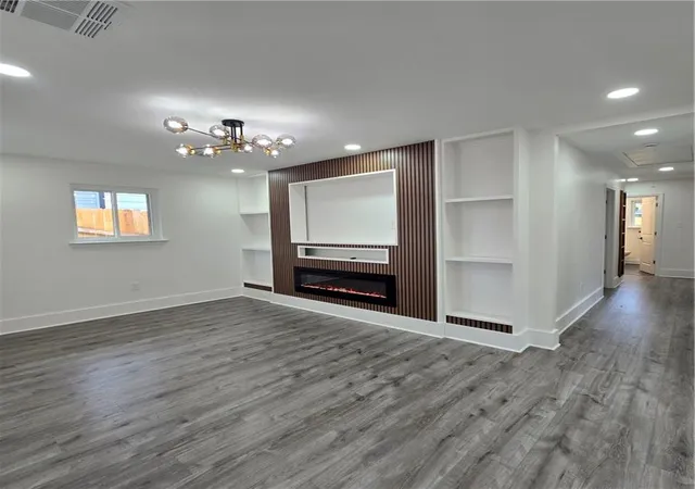 Photo 3 of Single family home for sale at 1435 S Meadow St, Metairie, LA 70003 | MLS# 2558995 | Listing updated on 2026-07-13