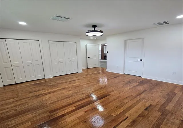 Photo 4 of Single family home for sale at 1435 S Meadow St, Metairie, LA 70003 | MLS# 2558995 | Listing updated on 2026-07-13