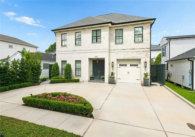 Photo 3 of Single family home for sale at 452 Orion Ave, Metairie, LA 70005 | MLS# 2559037 | Listing updated on 2026-05-28