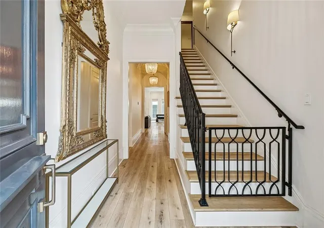 Photo 3 of Single family home for sale at 452 Orion Ave, Metairie, LA 70005 | MLS# 2559037 | Listing updated on 2026-05-28