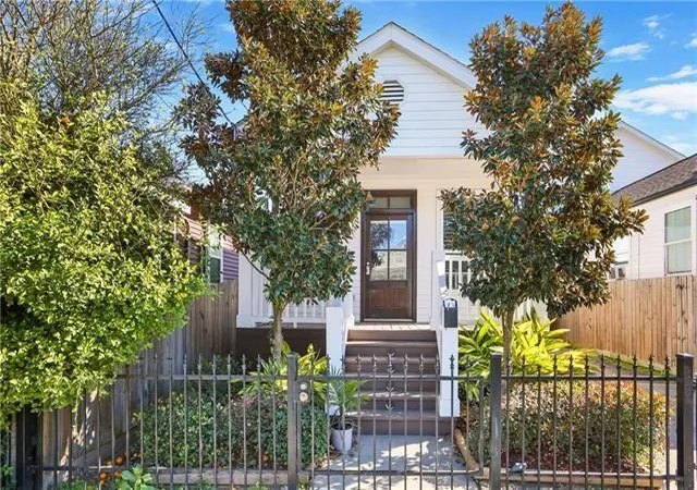 1st image of 1917 Eagle St, New Orleans, LA 70118 | MLS# 2559151